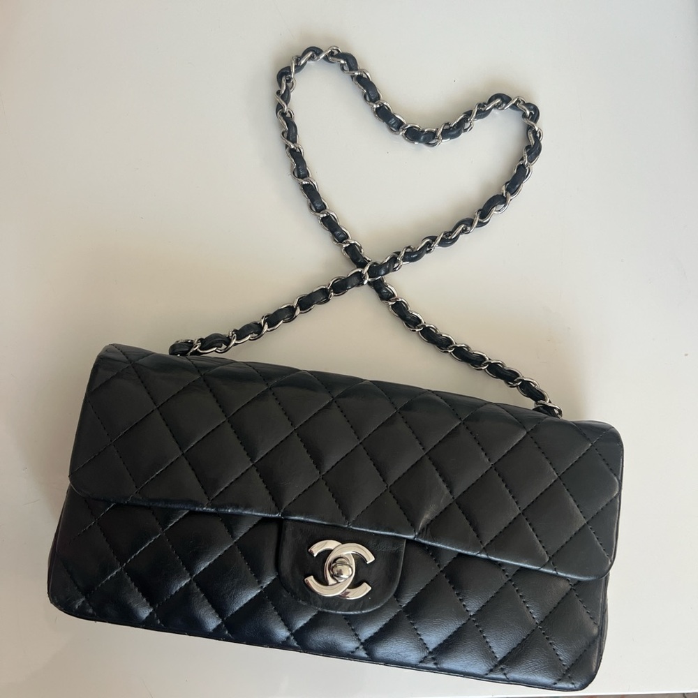 Chanel Black East West Lambskin Quilted Shoulder Bag with Iconic CC Turnlock
